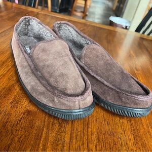 Izod Men's Microsuede Moccasin Slippers Brown With Black Bottom Size 13